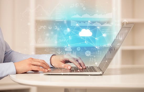 Photo Cloud Ratz Attila, Dreamstime.com